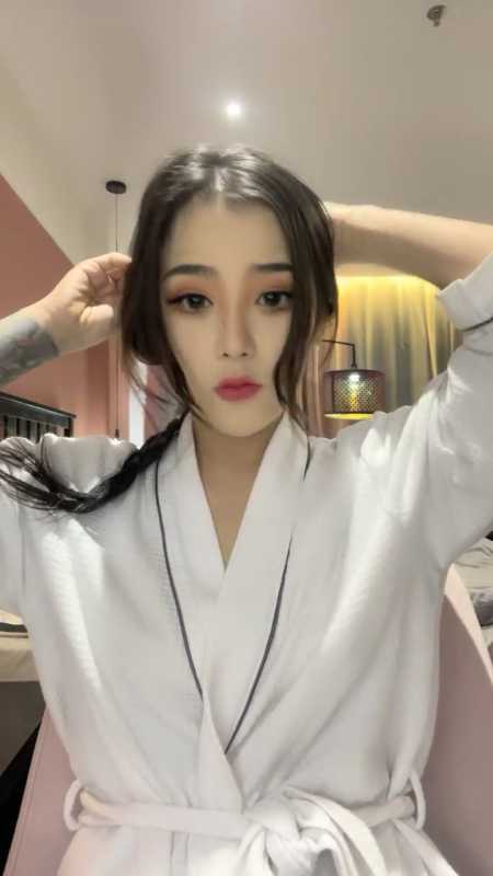 美到炸裂的顶级女神 心戒 [3V/1.8G]