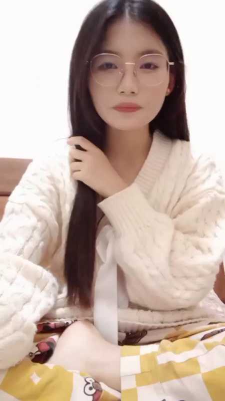 反差眼镜妹子 超甜小甜甜 [11V/7.36G]