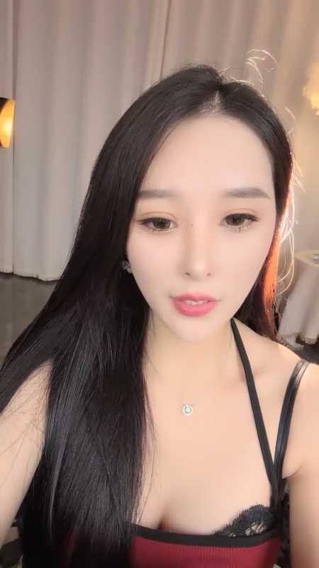 模特身材高颜值高端白领 清绾 20小时合集 [19V/9.66G]
