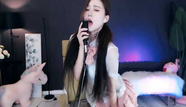 盛鸽有鱼er  最新微信福利 [9V]