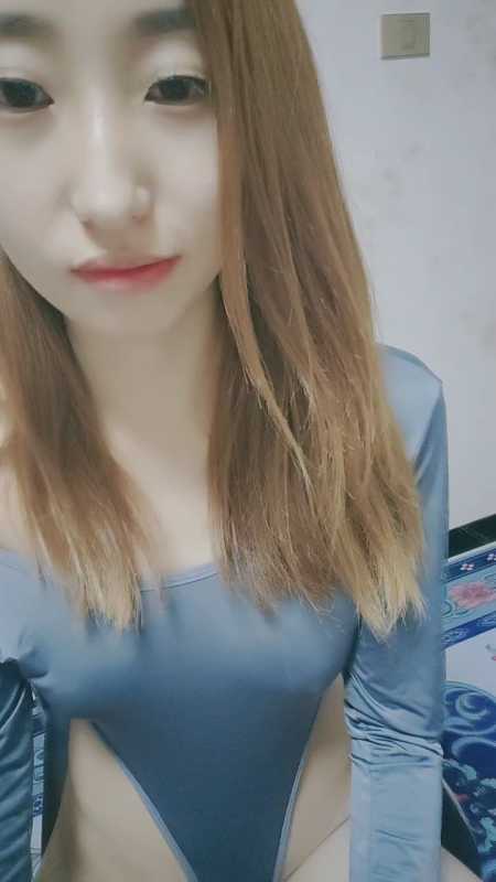 清纯美女主播 强力黄豆 恋爱型极品妹子15小时合集 [13V/16G]