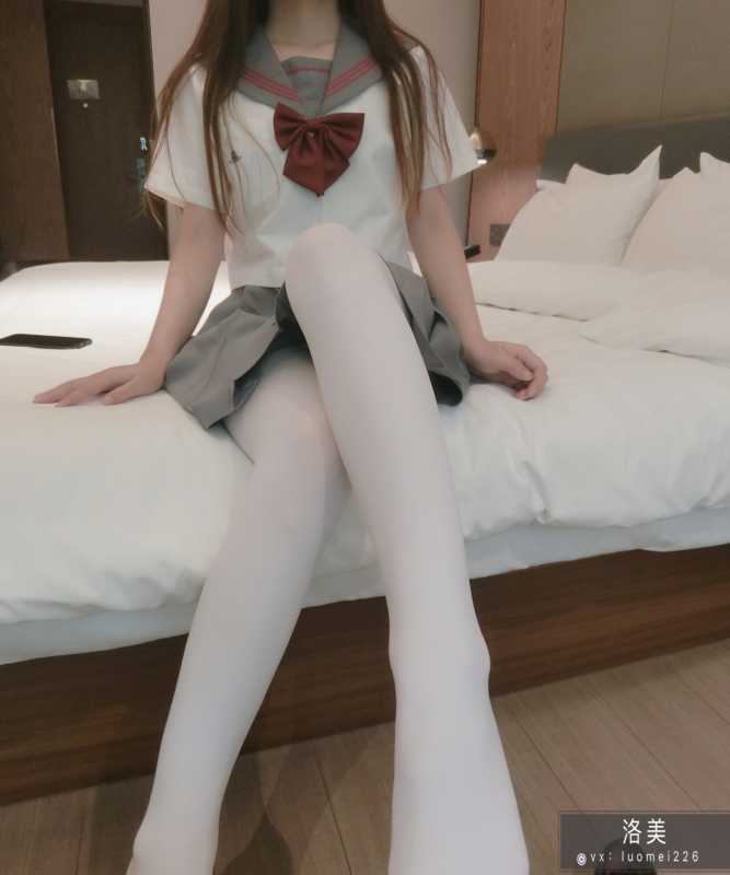 洛美 - JK白丝裤袜 [28P+3V/373MB]