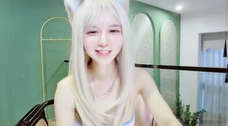 超高颜值极品清纯反差妹子 chaojikeai 20小时合集 [25V/11G]