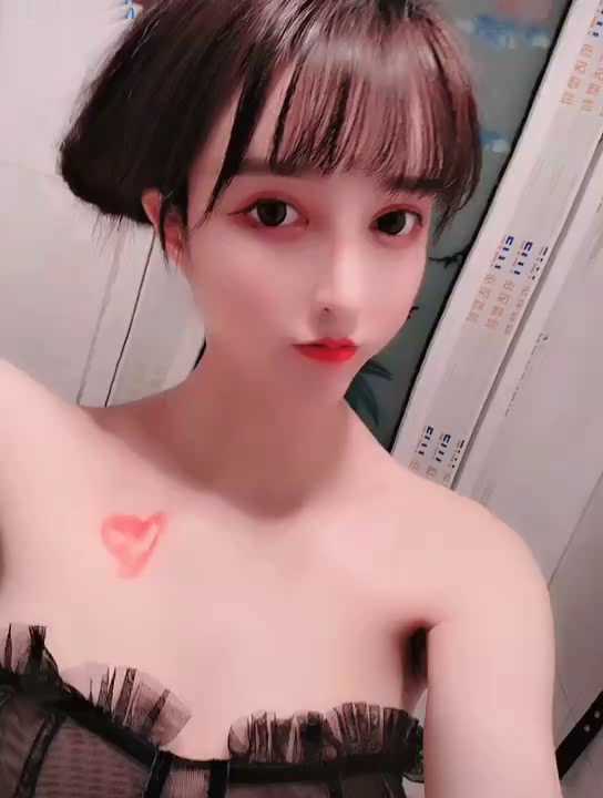 半糖逆天颜值女神 野马 30部定制 [30V/2.45G]
