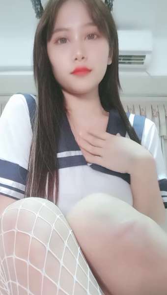 超高颜值甜美主播 宁琪琪 [19V/18.66G]
