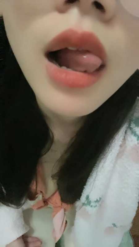 两位新人大学生女神 被上帝咬过的苹果 10小时合集 [21V/4.7G]