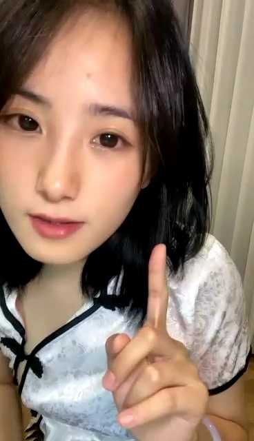 清纯邻家御姐 全网最大蝴蝶 [5V/1.67G]