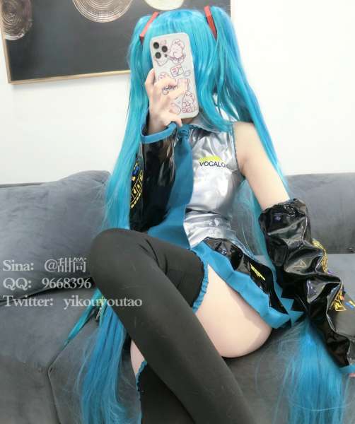 萌白酱 初音未来COS [43P+1V/1.25G]