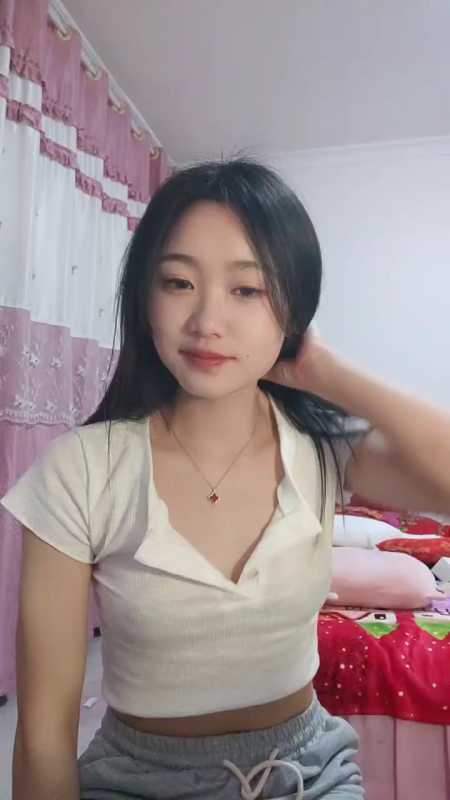 甜美理想女友型颜值主播 顶点 [4V/2.43G]