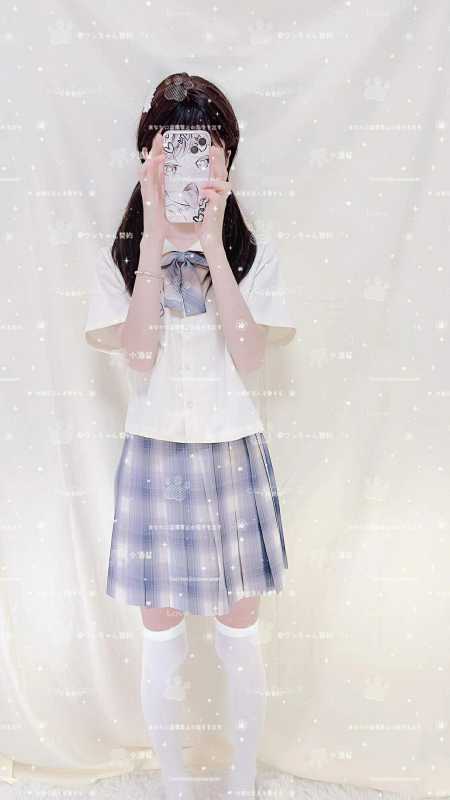 小酒酱 天台小女污 [1V+32P/858M]