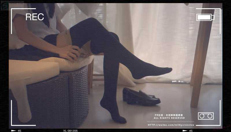 木花琳琳是勇者 - 女高中生换装丝袜play [21P+1V/209M]