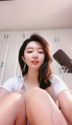 主播萌奶大美视频 [2V/2.25G]