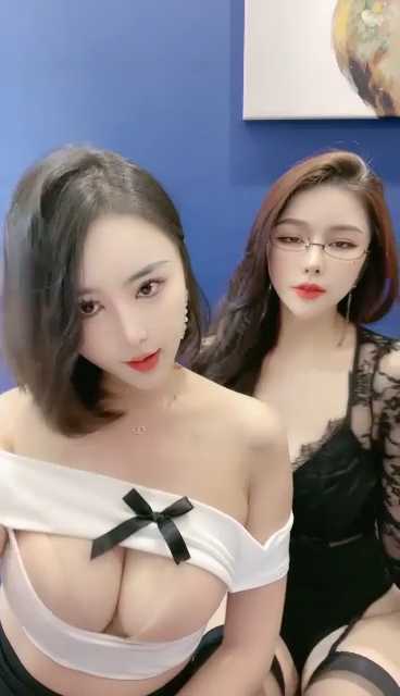 超惹火双姐妹S级顶级身材女神 绝代双骄 [2V/2.07G]