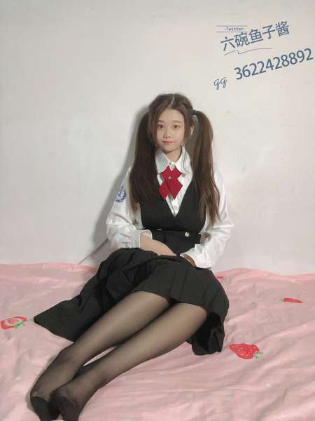 六碗鱼子酱 4套合集 3V [220P+3V/1.6G]