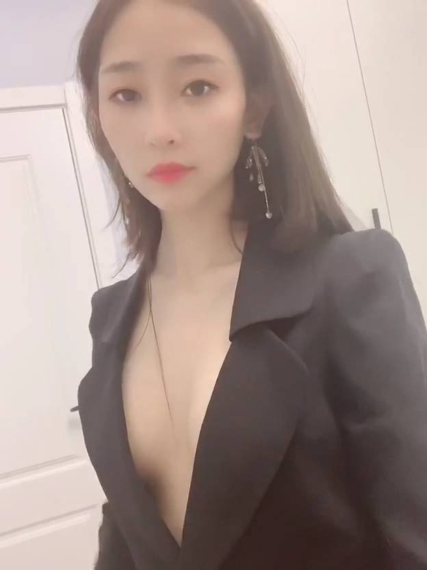 番茄社区 20位美女主播 跑车福利合集 两套 [446V/11G]