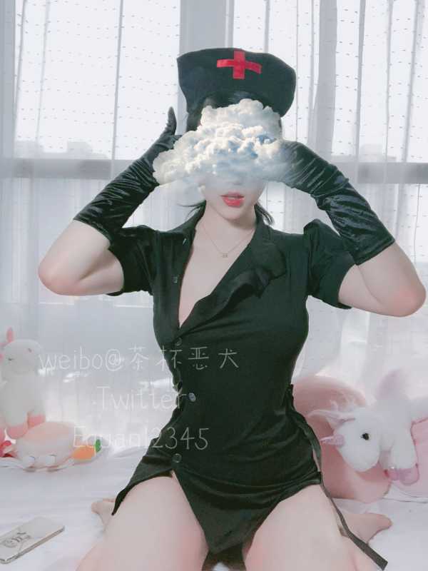 恶犬 - 暗黑色护士套 [29P+3V/385MB]