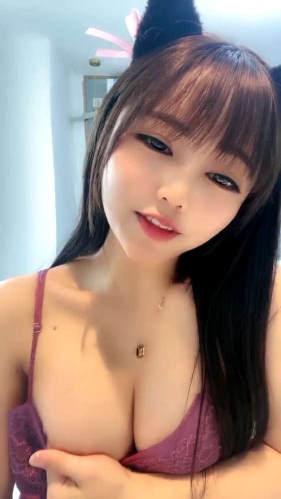 超美长发猫耳朵清纯女神主播 艾希尔 [1V/1.1G]