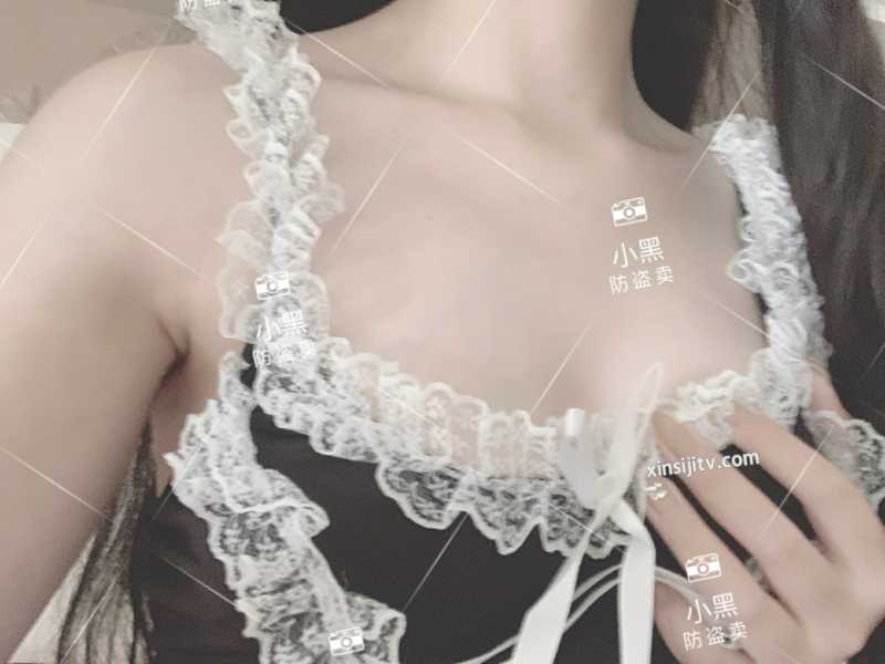 叫小黑 - 女仆黑丝 [31P+1V/69MB]