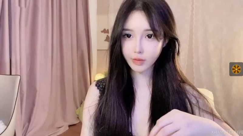 超级颜值白皙美腿女神 DeepEggs 近期八月视频 [7V/6.51G]