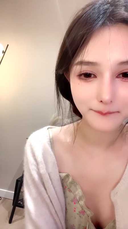 顶级颜值超级网红脸女神 香奈奈 [4V/2.23G]