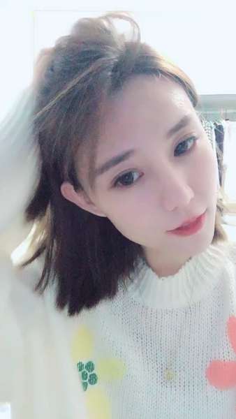 御姐主播 喵喵是个猫 11小时合集 [16V/5.46G]