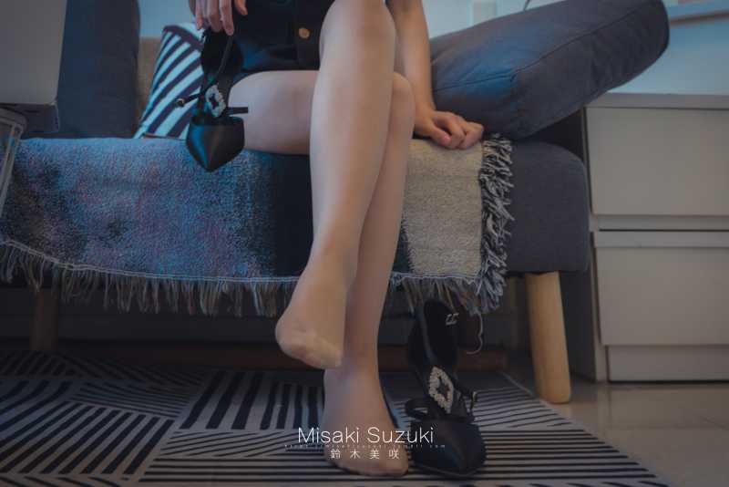 铃木美咲 - 被侵犯的美人女教师7 [33P+1V/281MB]