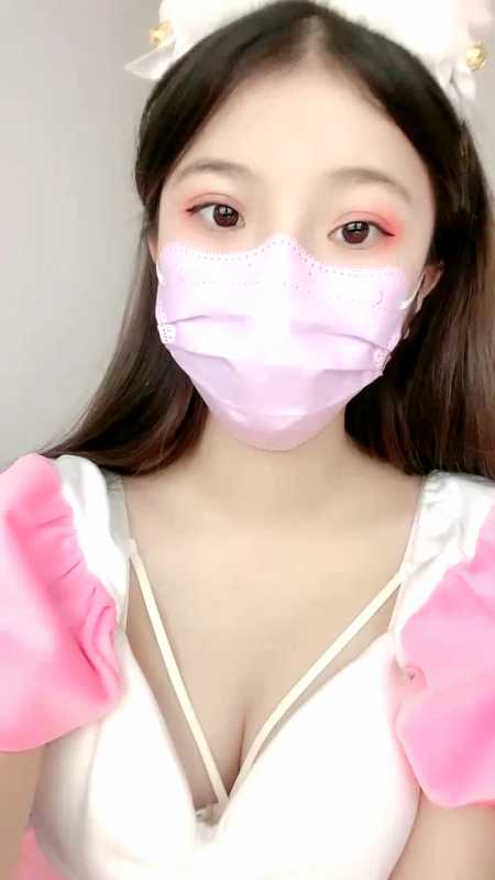 充满了少女的气息的超极品学妹 糖炒栗子 [2V/2.84G]