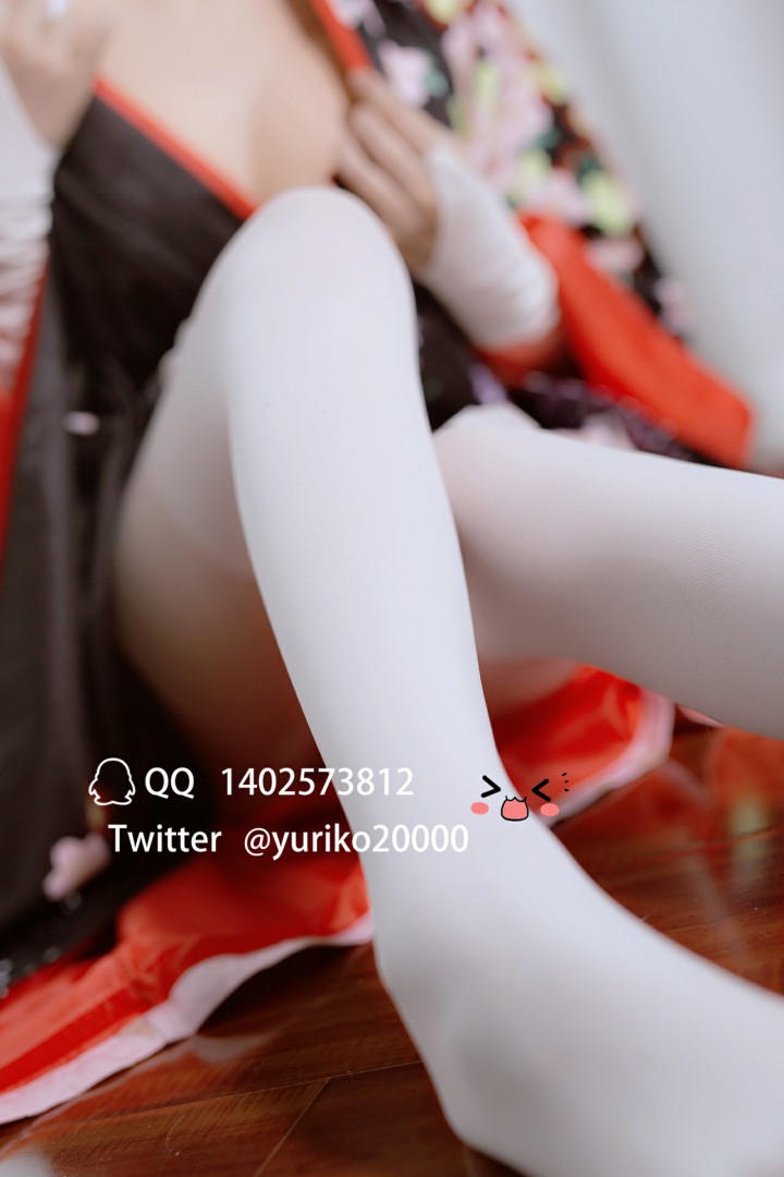 奈莉酱 赫服lo裙 [102P+4V/390M]