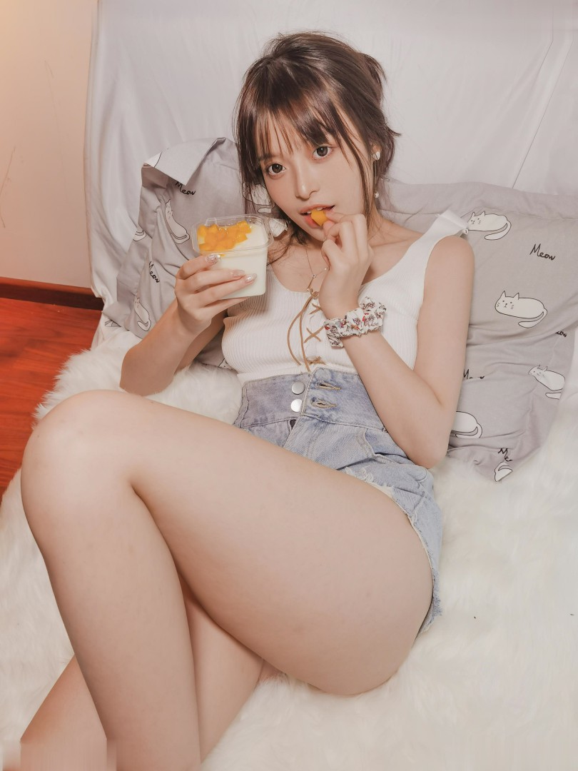 草莓味的奈奈兔 抹茶味的奈奈兔 [67P+1V/171M]