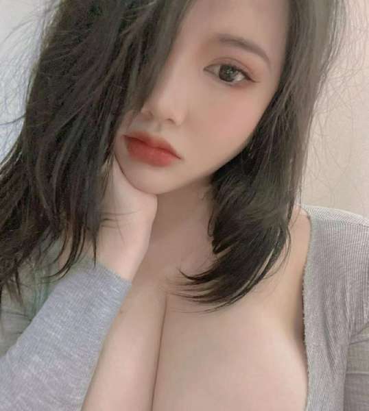 奶味崽儿 绝版视图流出 [6V/823M]