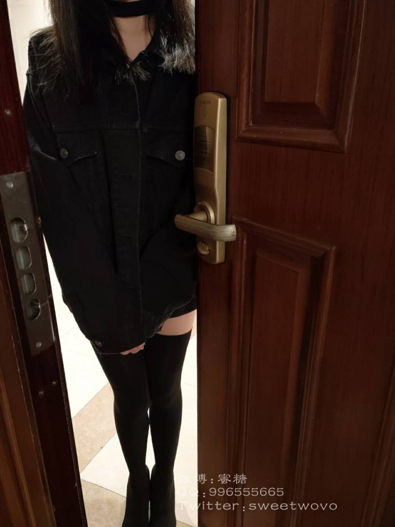 完具 (娜美) 21.3.26新作 出门忘带钥匙 [26P+1V/1.16G]
