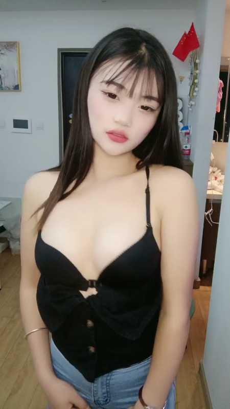 超美的丰臀可爱校花妹子 瑶瑶 [2V/5.5G]