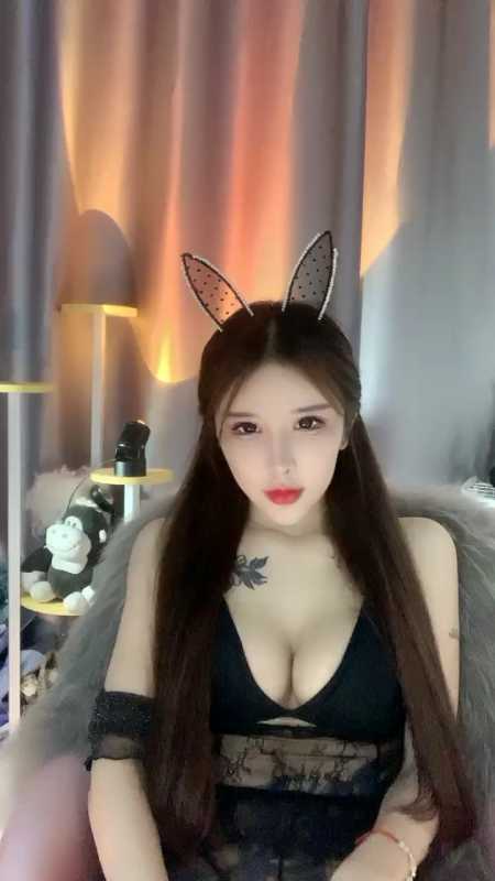 小白白喔 视频 [16V/7.7G]