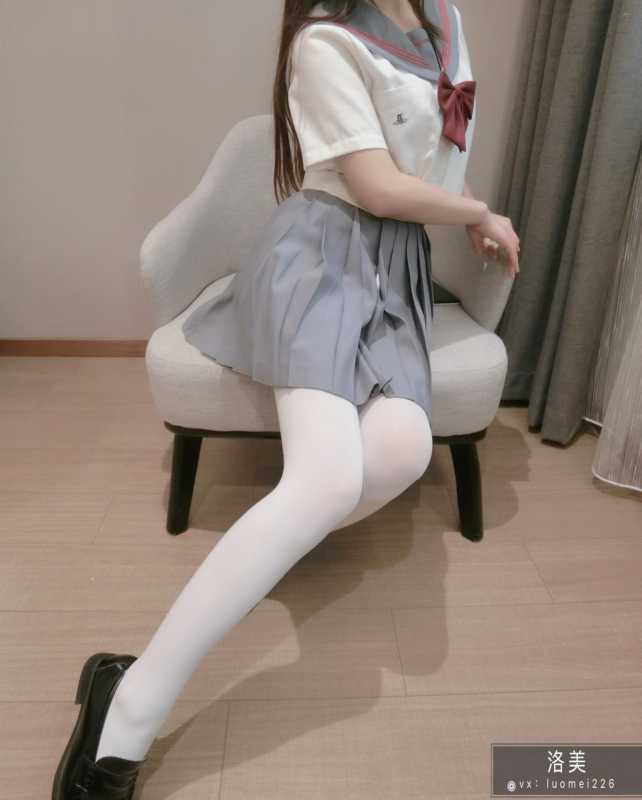 洛美 - JK白丝裤袜 [28P+3V/373MB]