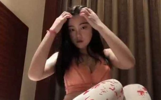 高颜值女神 大二圈3 我愿称之为最清纯的蜕变 [15V/1.7G]