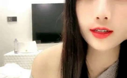 颜值爆炸清纯女神 田田子 收费房 [4V/1.83G]