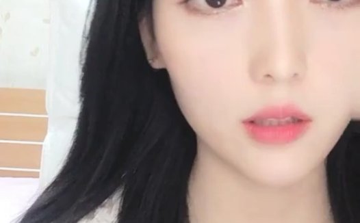主播 岳月yue 收费房＋微信福利合集 [12V]