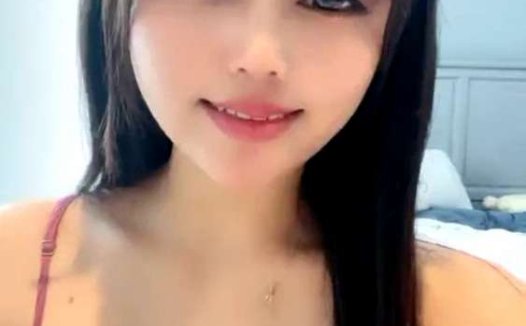 超美长发猫耳朵清纯女神主播 艾希尔 [1V/1.1G]