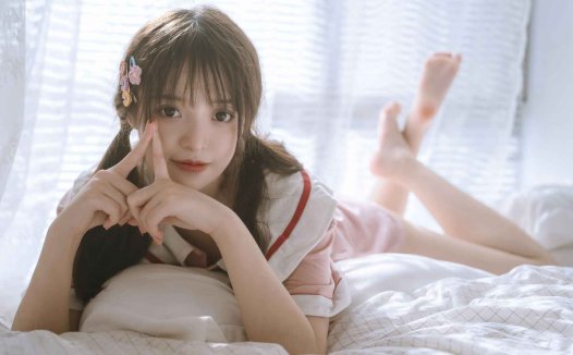 草莓味的奈奈兔 – Vol.01居家系列 [24P+1V180M]